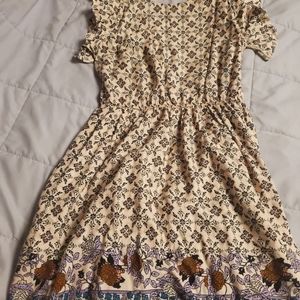 Flutter sleeve summer dress
